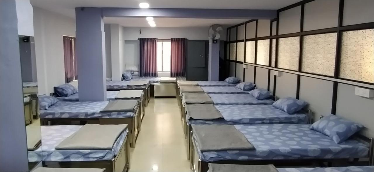 Shiv Sai Dormitory 바도다라 외부 사진